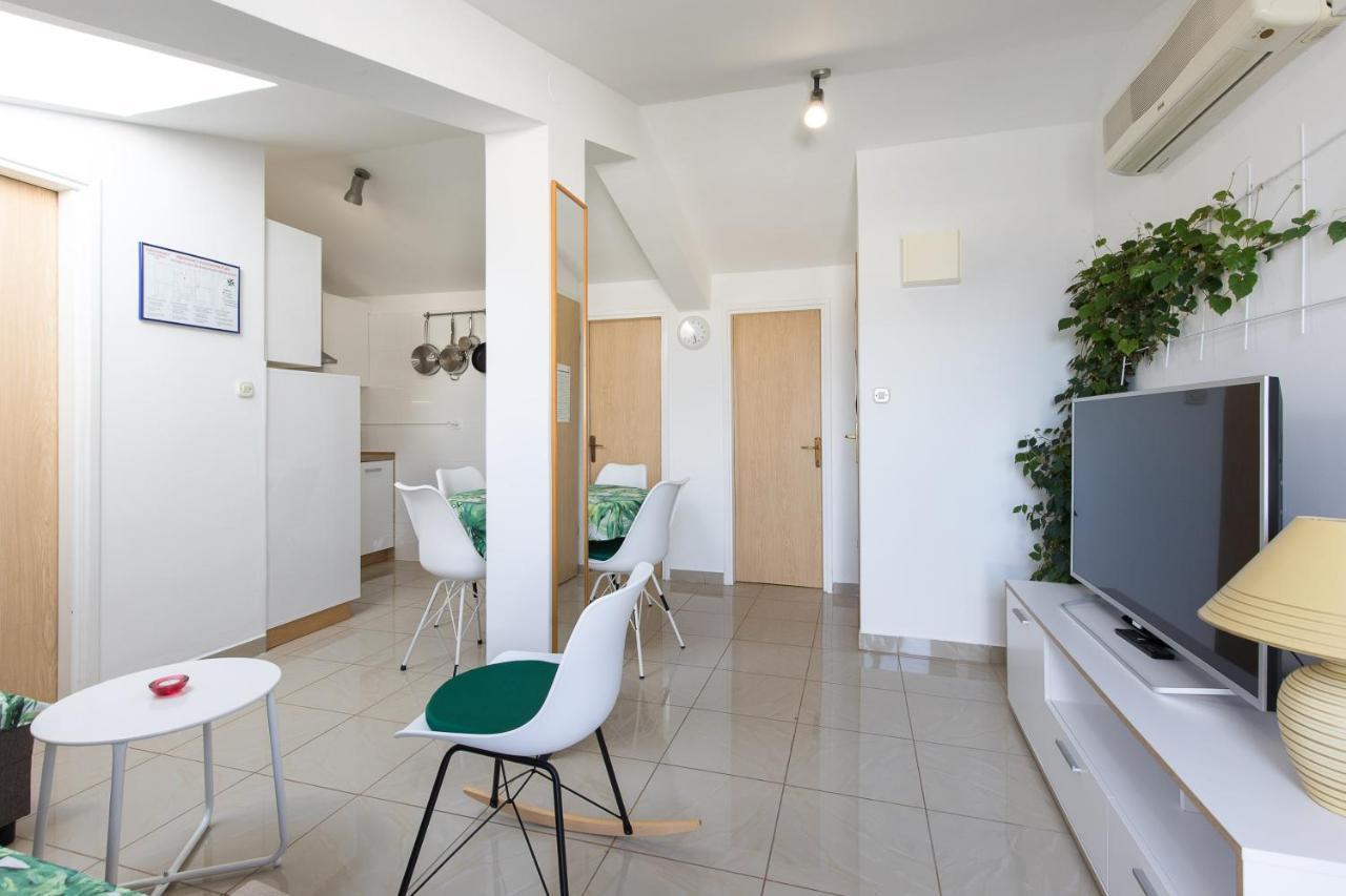 Apartment & Rooms Ivica Đảo Krk Ngoại thất bức ảnh