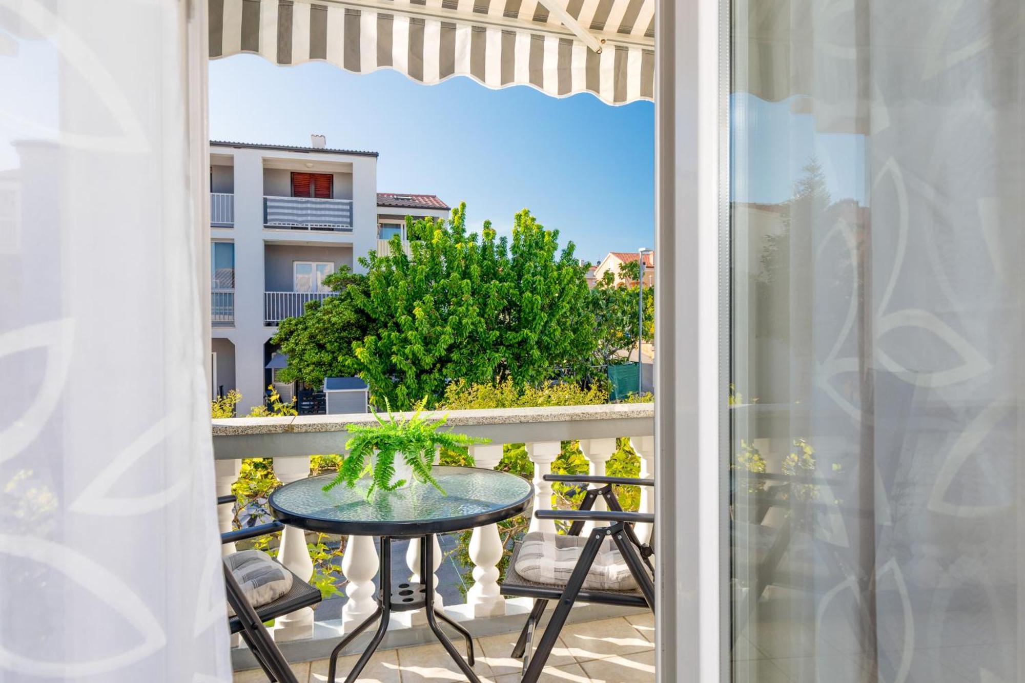 Apartment & Rooms Ivica Đảo Krk Ngoại thất bức ảnh