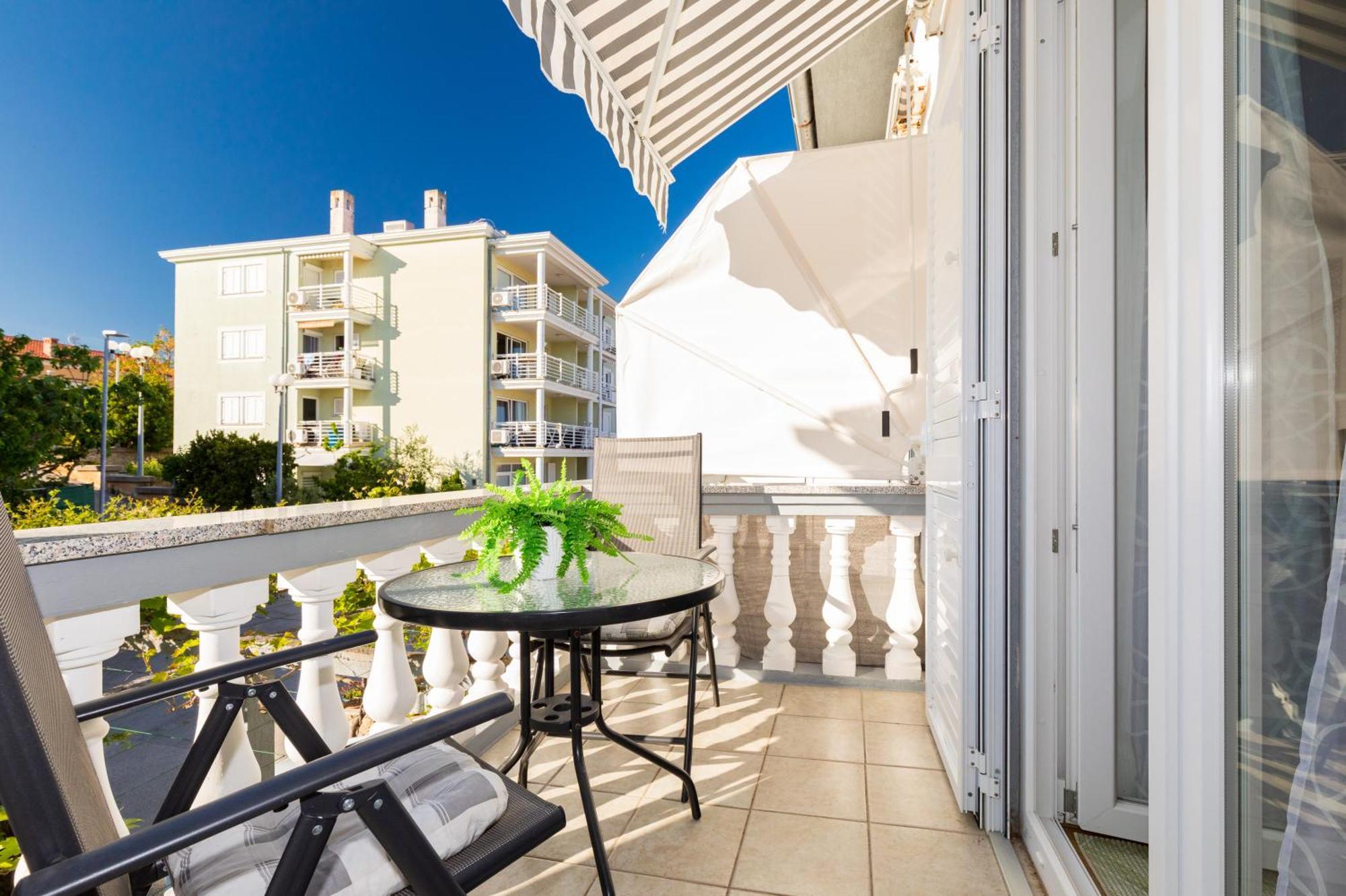 Apartment & Rooms Ivica Đảo Krk Ngoại thất bức ảnh